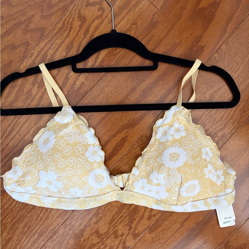 NWT Aerie Jacquard Floral Triangle Bikini Top